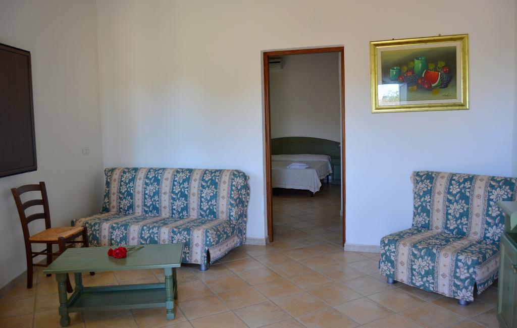 Agriturismo Rubinu Галтеллі Номер фото